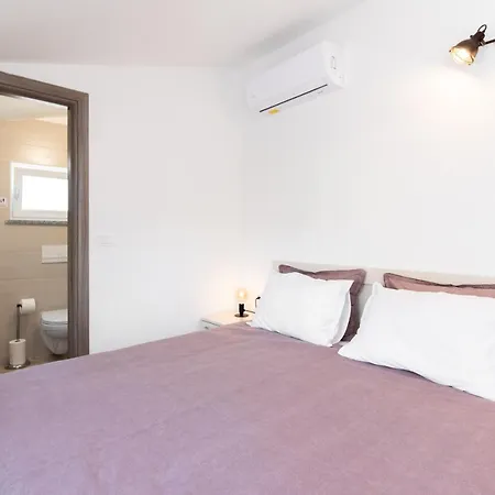 Kuca Za Odmor Nika 别墅 拉宾